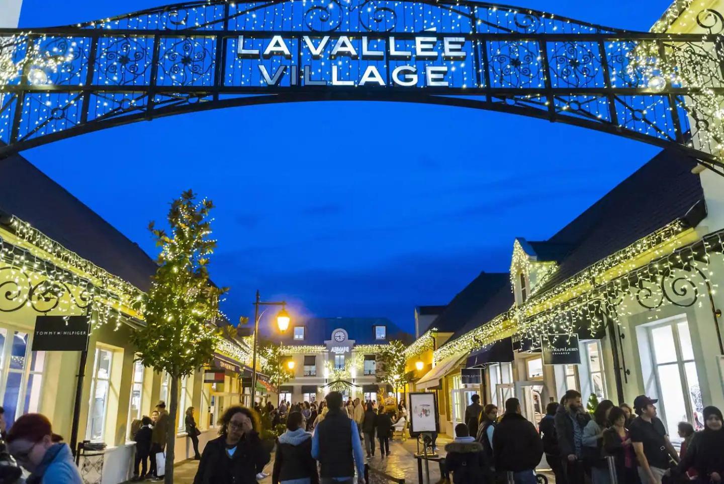 Magic Studio - Disneyland Paris Shopping Village 9 Minutes Chessy  Extérieur photo